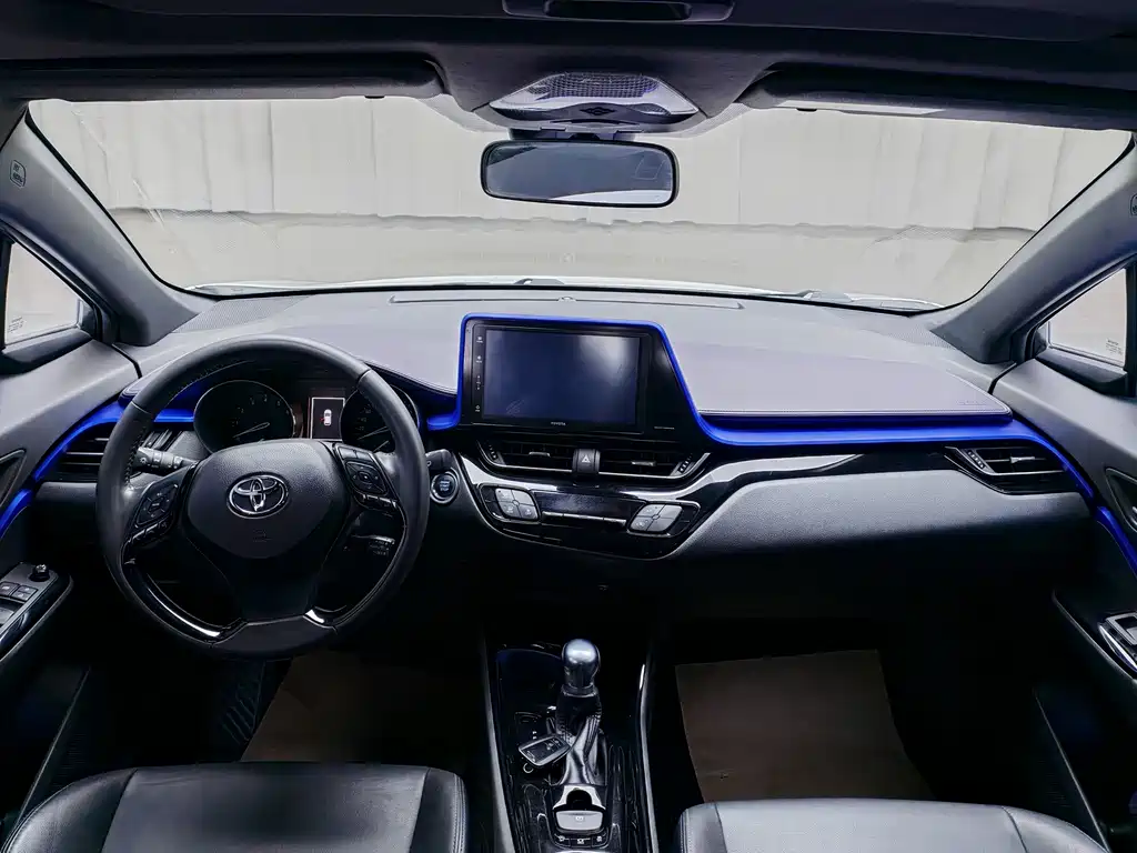 Toyota IZOA — миниатюра 13