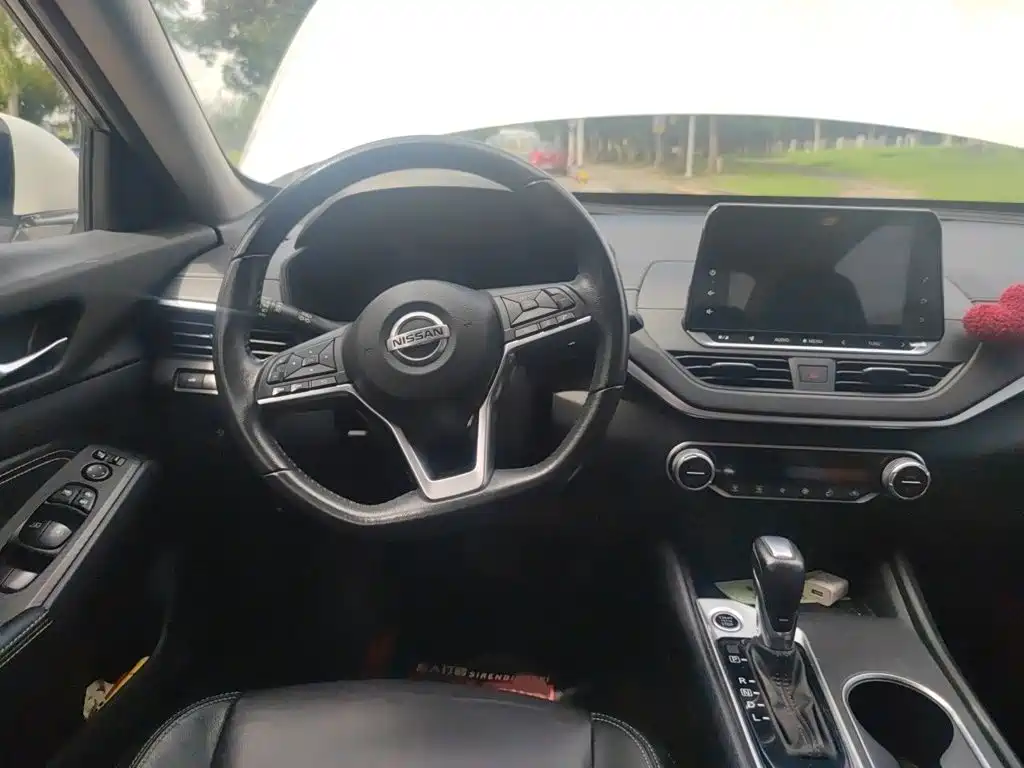 Nissan Teana — миниатюра 3