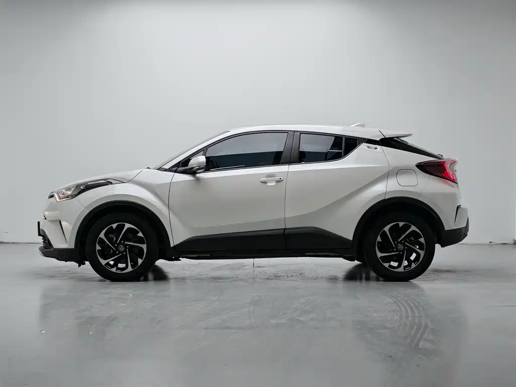 Toyota IZOA — миниатюра 14