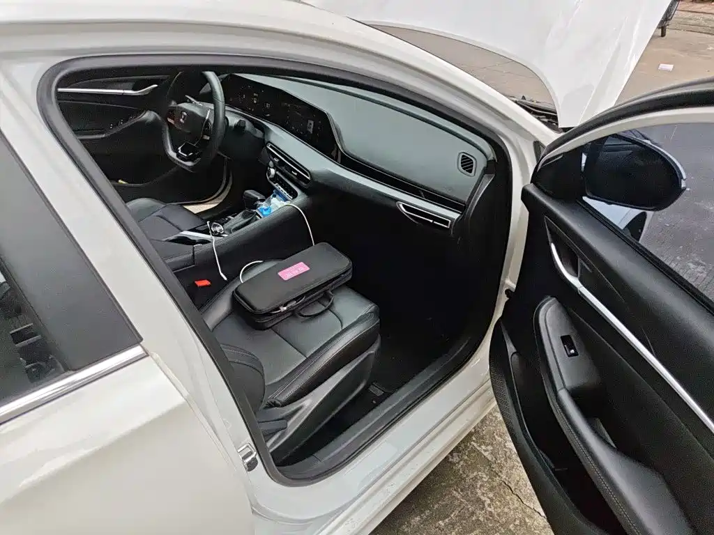 Changan Eado — миниатюра 20