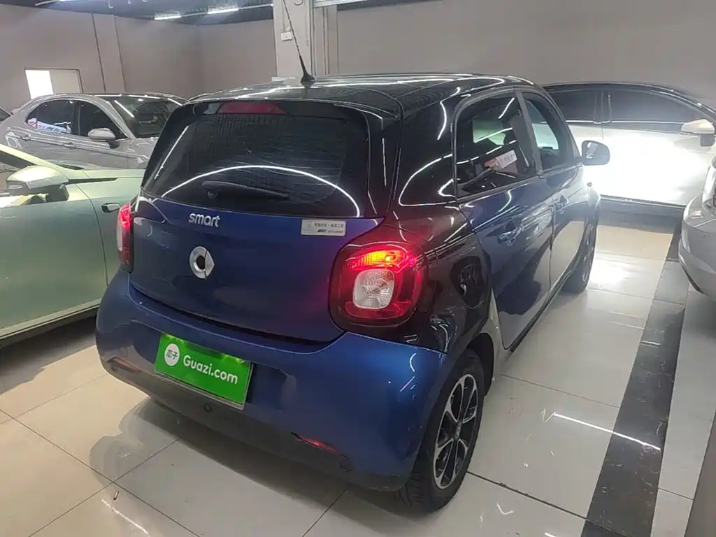 smart Smart Forfour — миниатюра 7
