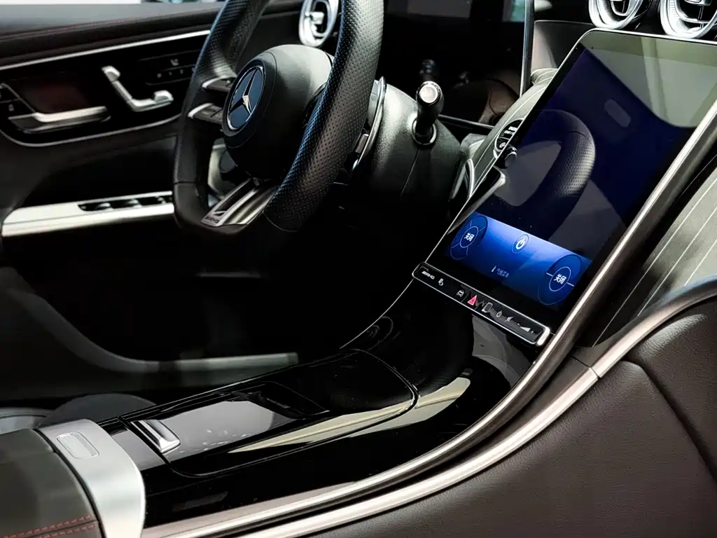 Mercedes-Benz GLC AMG — миниатюра 12
