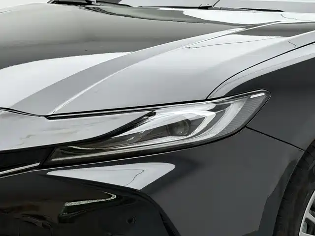 Toyota Camry — миниатюра 17