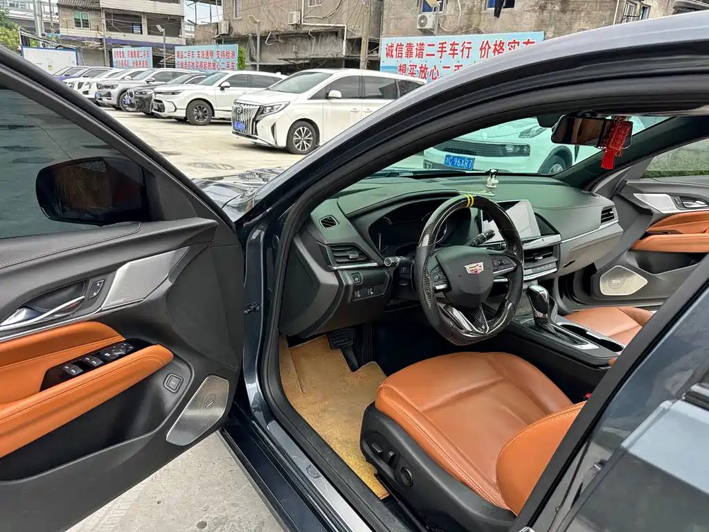 Cadillac CT4 — миниатюра 7