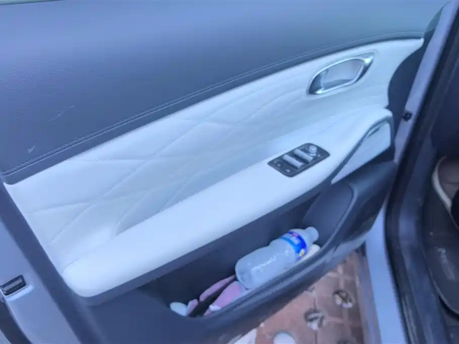 GEELY GALAXY GALAXY STARSHIP 7 EM I