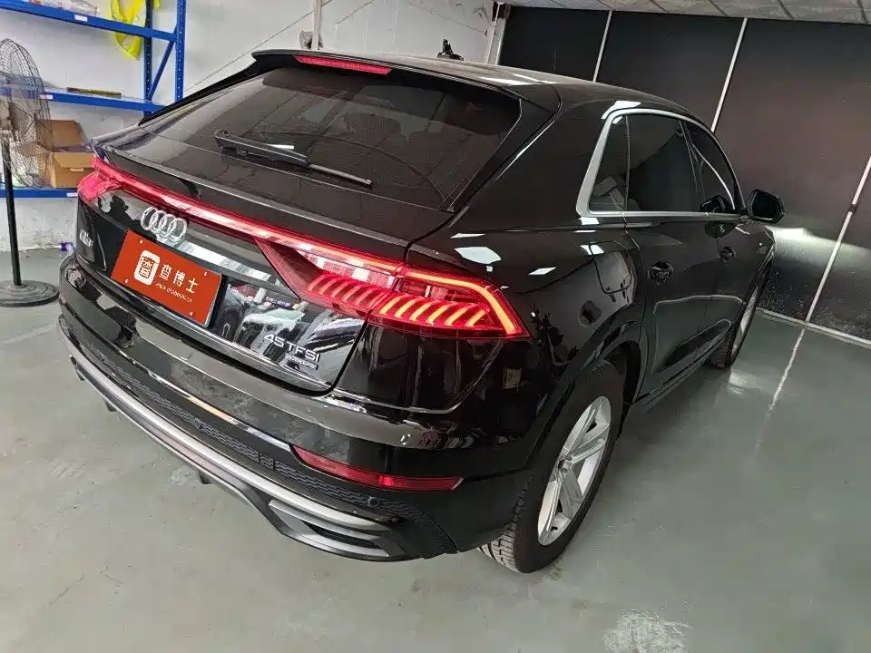 Audi Q8 — миниатюра 5