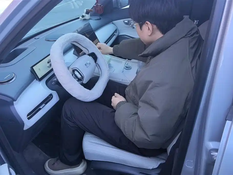 GEELY GALAXY GALAXY STARSHIP 7 EM I