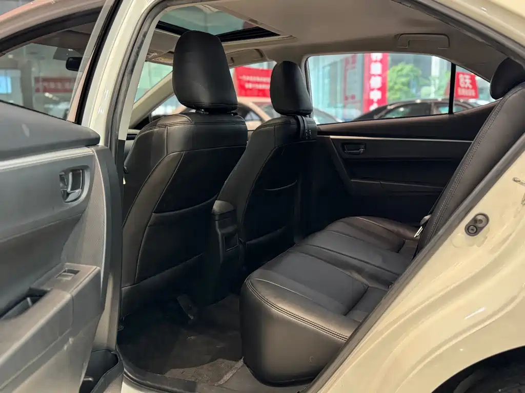 Toyota Corolla — миниатюра 10