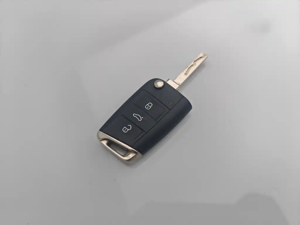 Volkswagen Sagitar — миниатюра 20