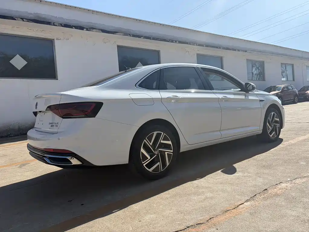 Volkswagen Sagitar 2023 280TSI DSG Plus
