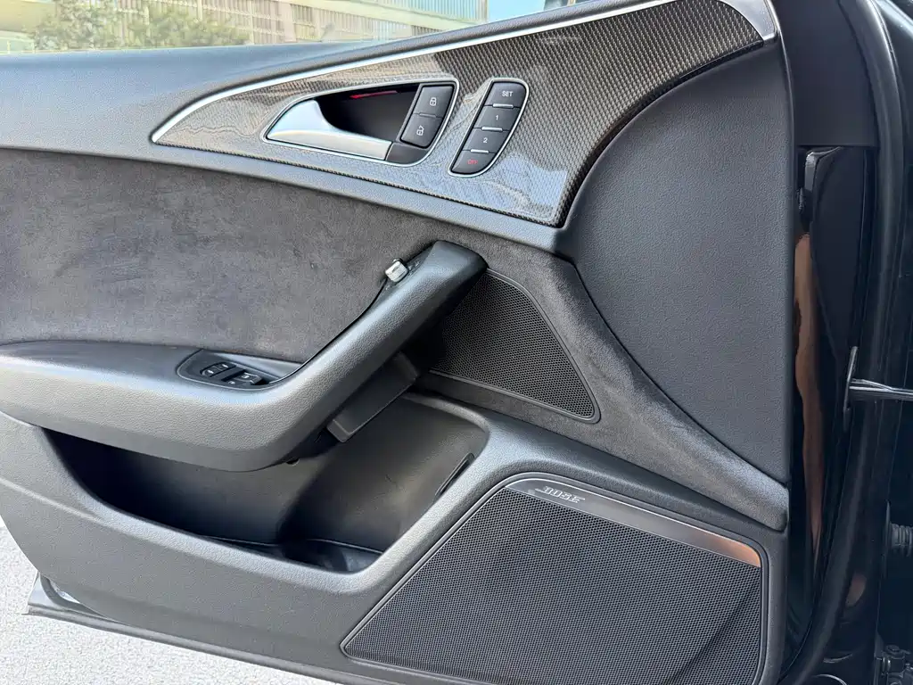Audi S6 — миниатюра 15