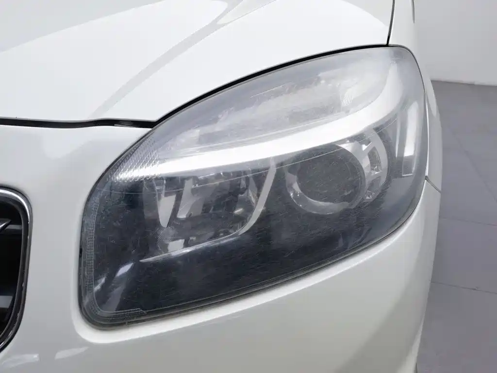 Renault Koleos (Import) — миниатюра 7