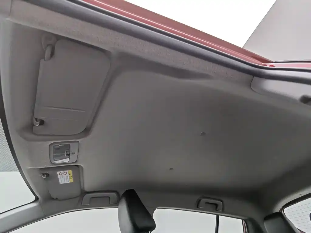 Toyota Yaris L — миниатюра 14