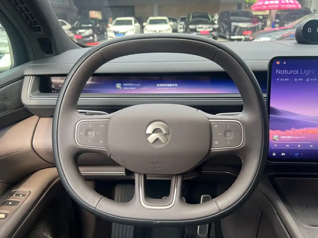 NIO ES8 — миниатюра 16