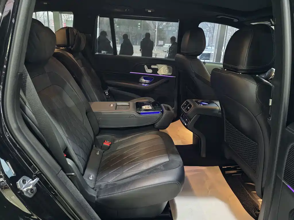 MERCEDES-BENZ GLS AMG