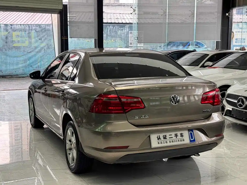 Volkswagen Bora — миниатюра 6