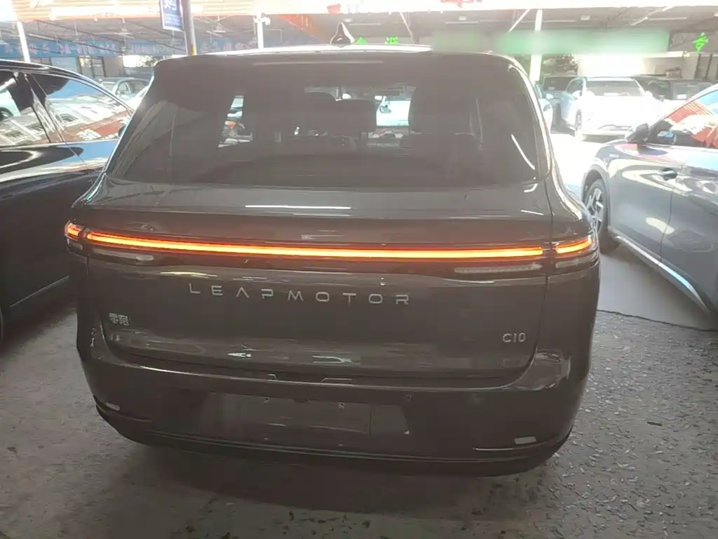 Leapmotor Leapmotor C10 — миниатюра 6