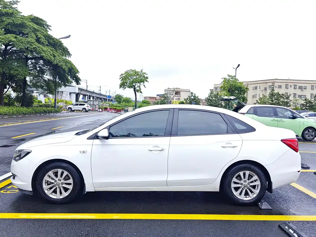 Buick Excelle 2016 15N AT