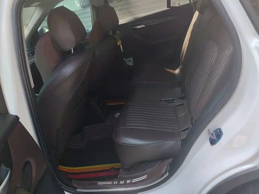 BMW X1 — миниатюра 11