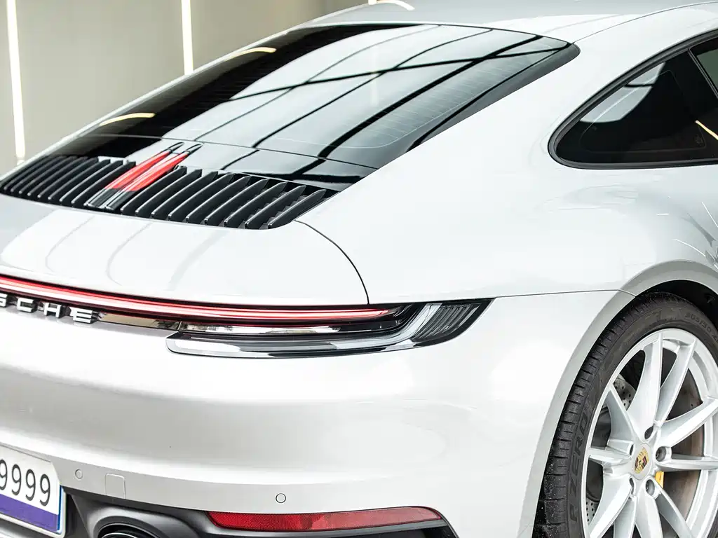 Porsche 911 2023 Carrera 3.0T