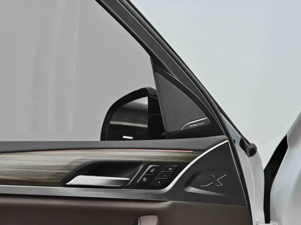 BMW X3 — миниатюра 5