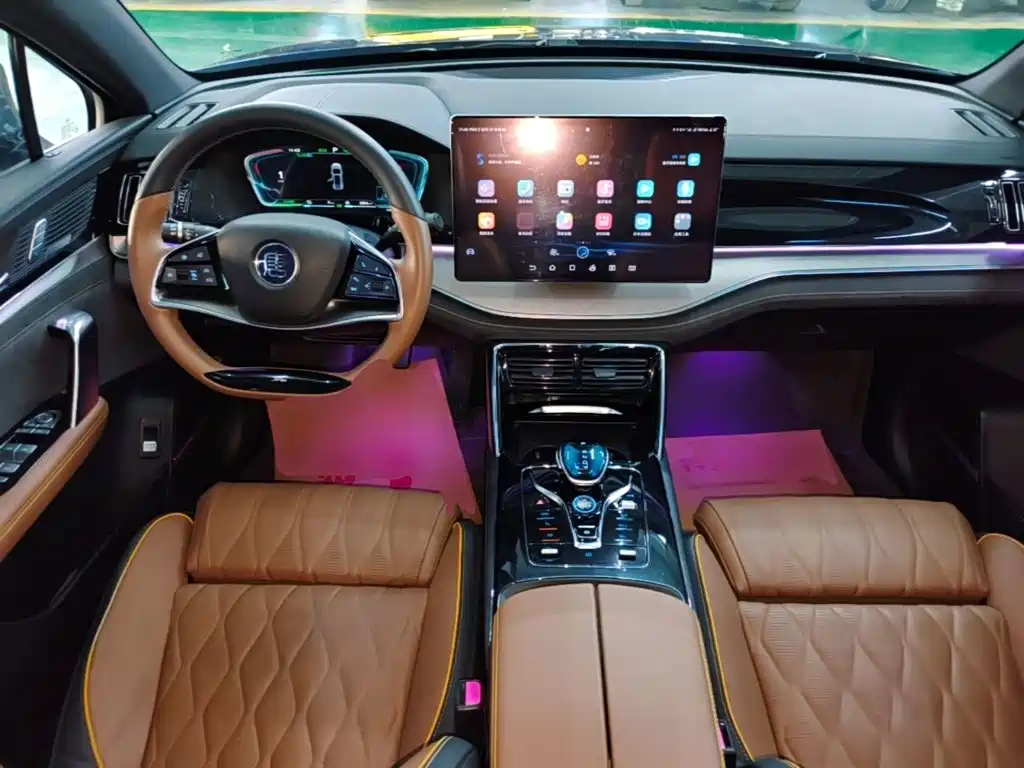 BYD Tang New Energy — миниатюра 10