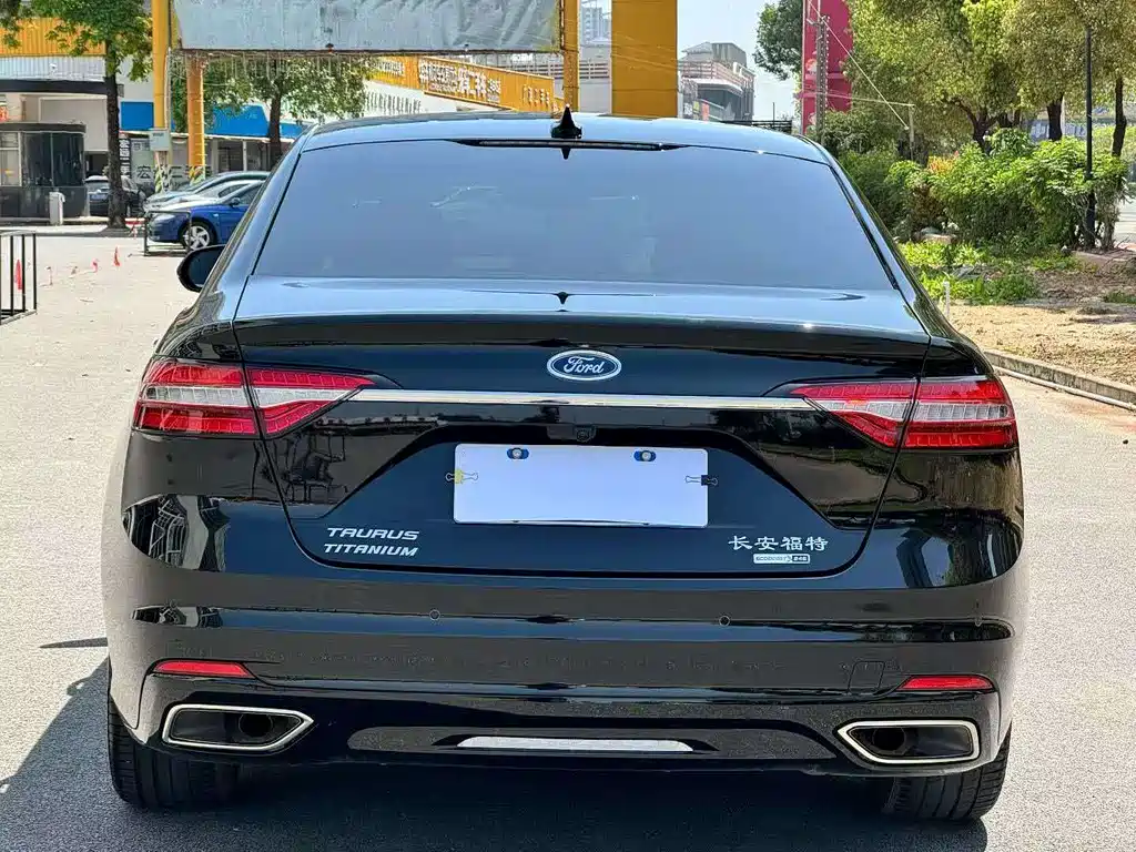 Ford Taurus 2019 EcoBoost 245 Premium