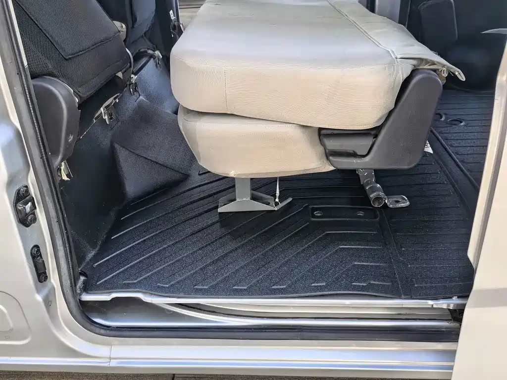 Wuling Rongguang S — миниатюра 12
