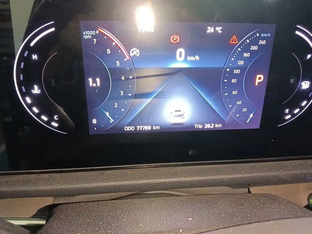 Ford Equator Sport — миниатюра 7