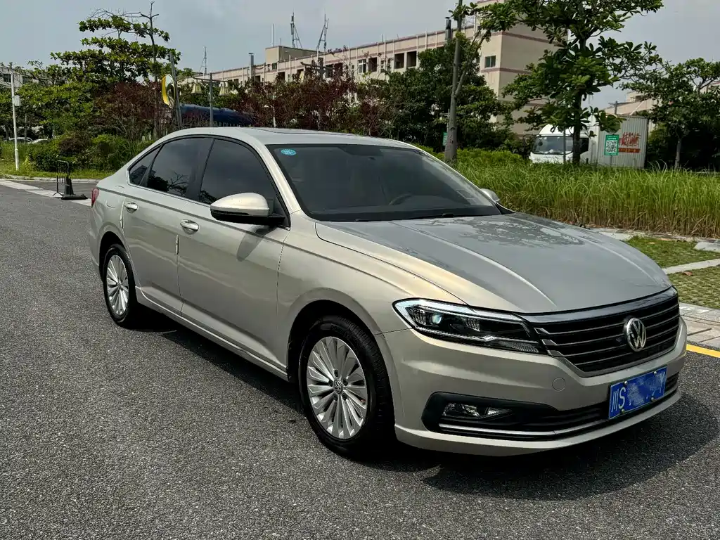 Volkswagen Lavida — миниатюра 3