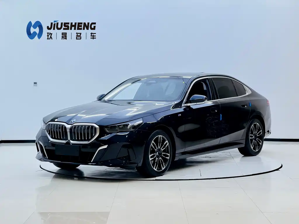 BMW 5 Series 2024