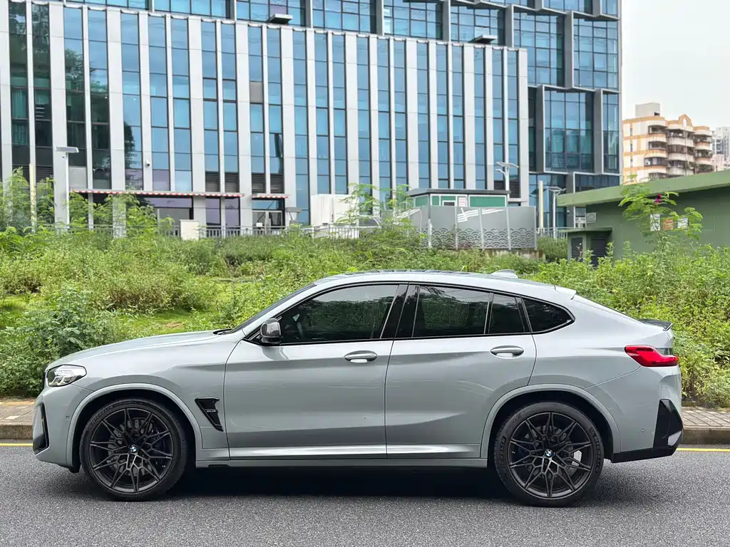 BMW X4 M — миниатюра 10
