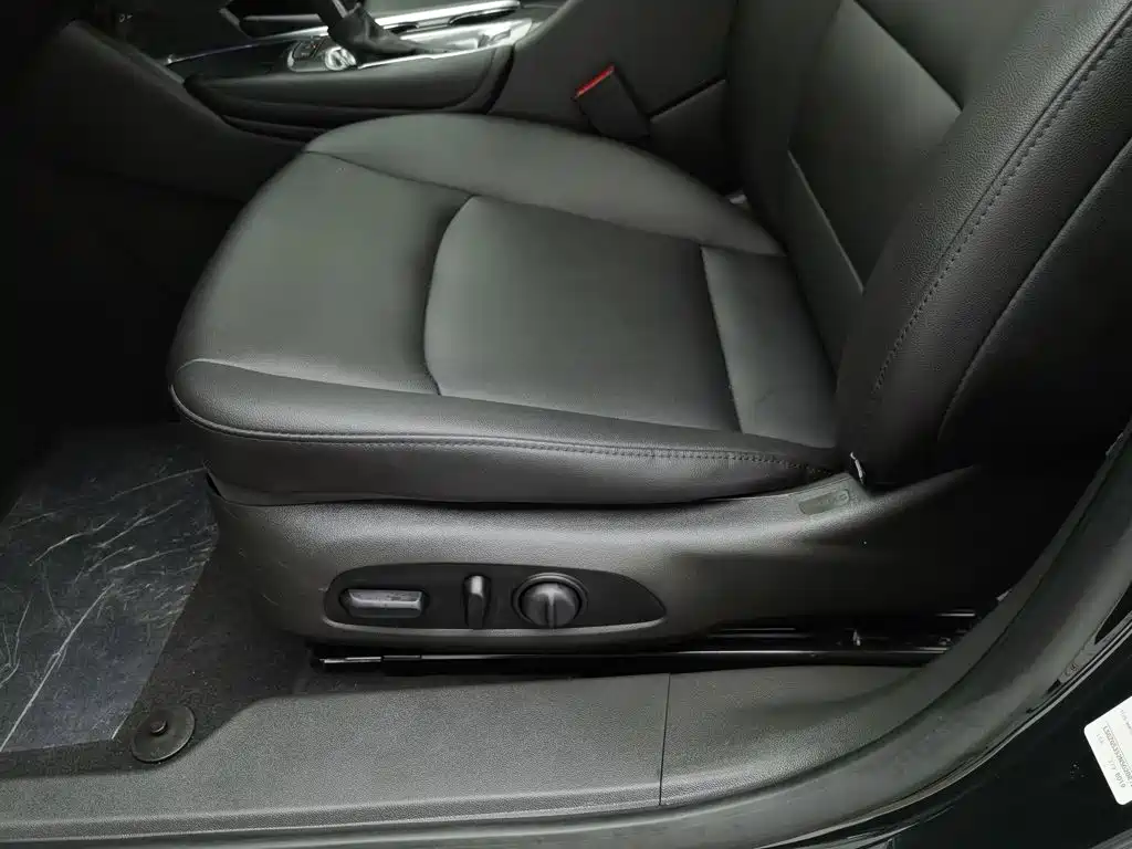 Chevrolet Malibu XL — миниатюра 20