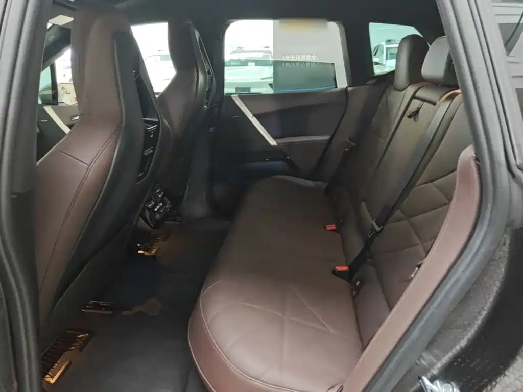 BMW iX — миниатюра 17