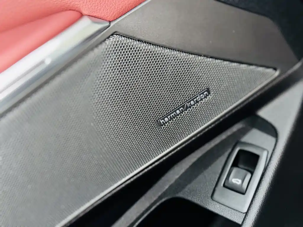 BMW 3 Series — миниатюра 14