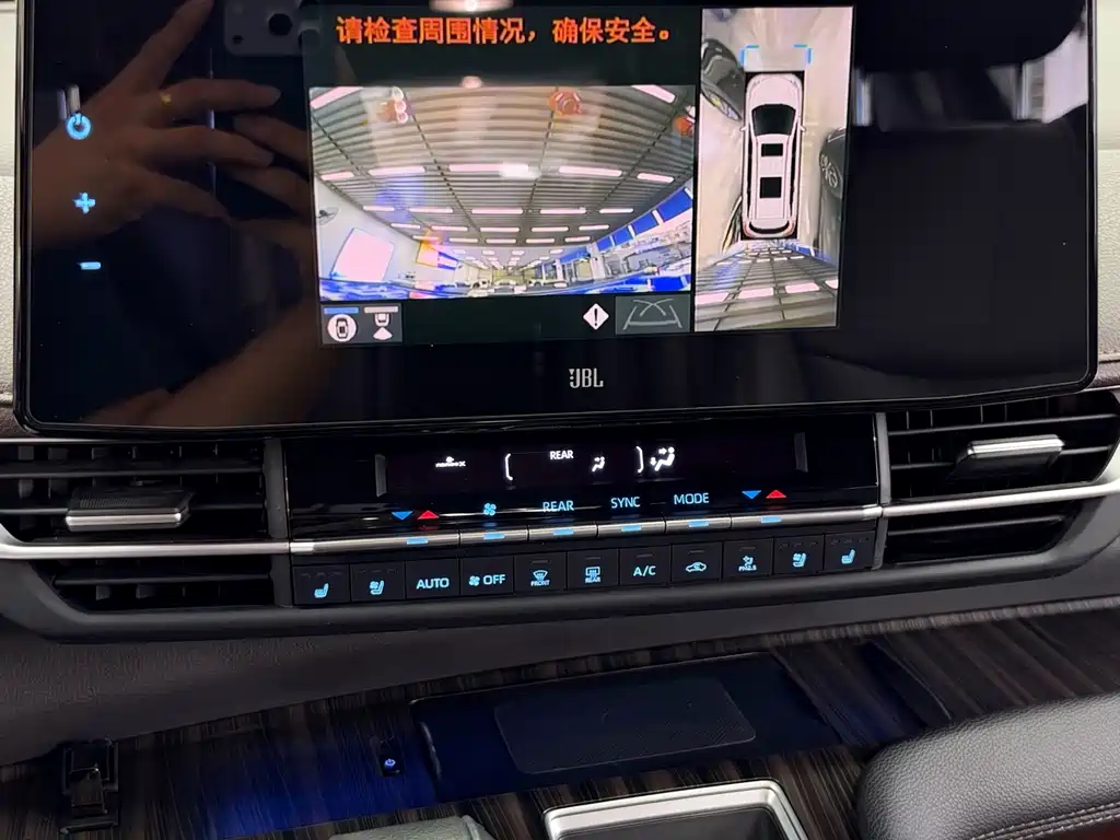 Toyota Sienna — миниатюра 15