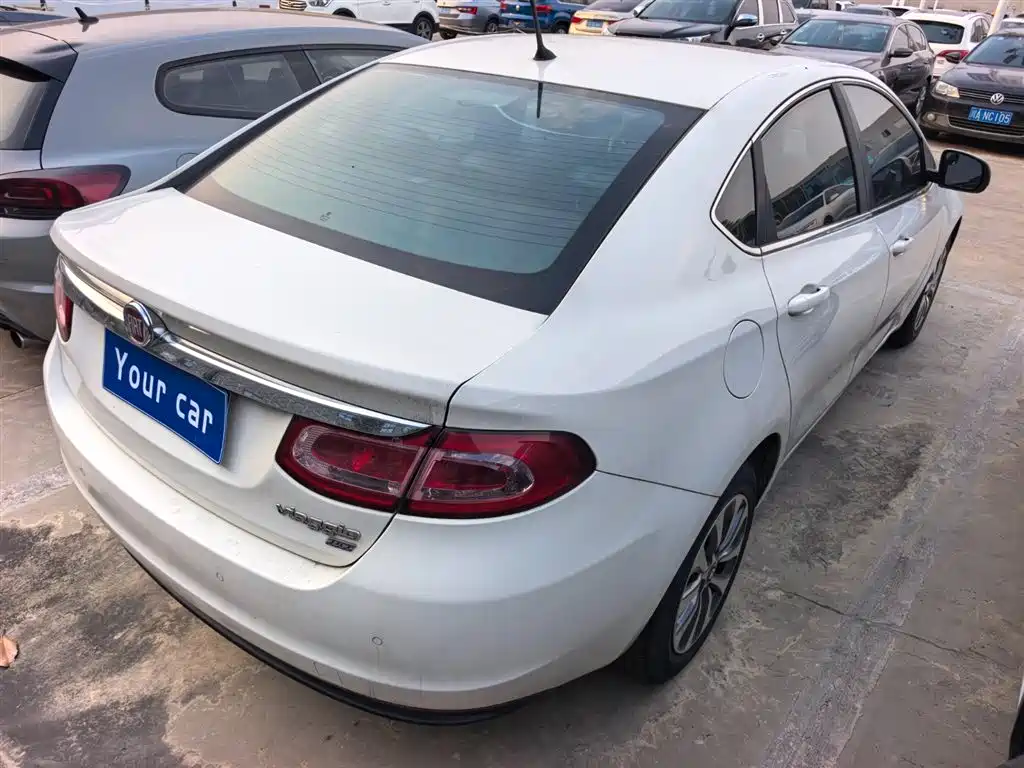 Fiat Viaggio 2012 1.4T AT