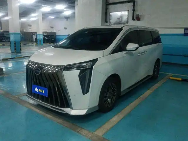 GAC Trumpchi M8