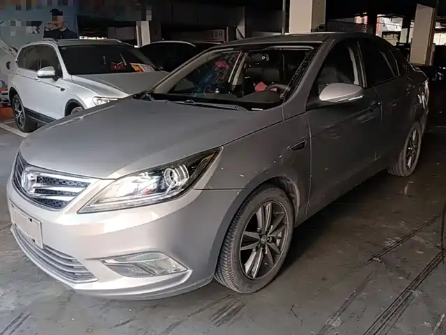 2016 Changan Eado