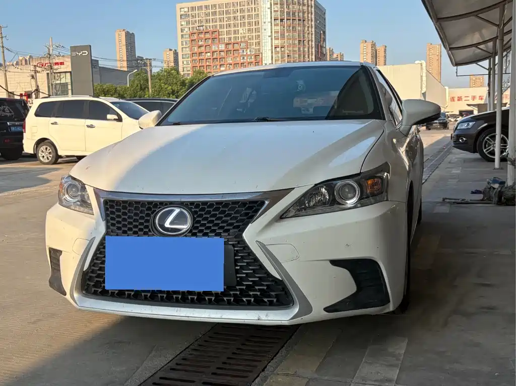 Lexus CT