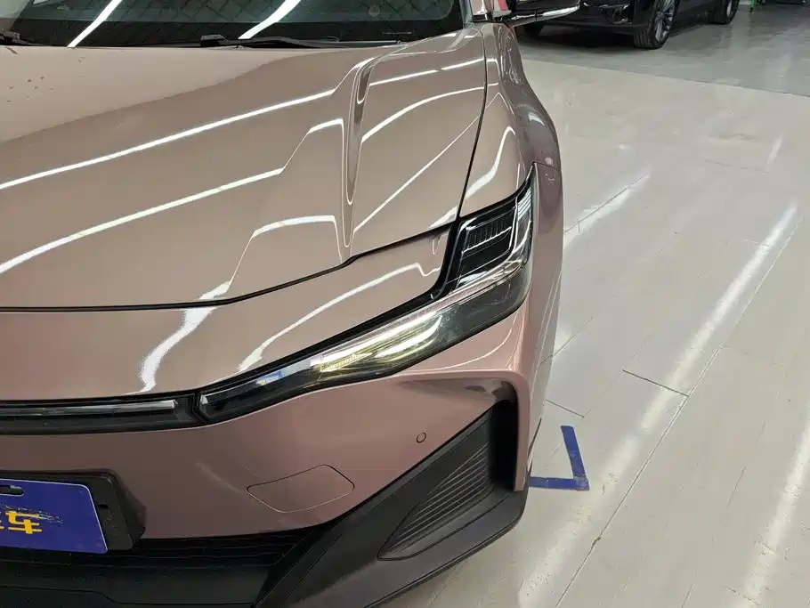 Toyota bZ3 — миниатюра 5