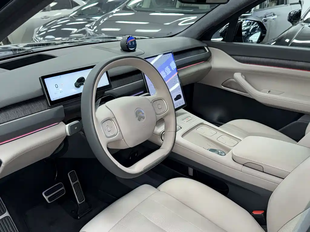 NIO ES8 — миниатюра 13