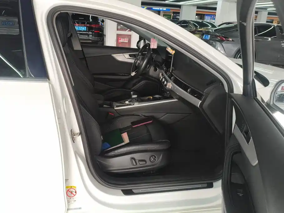 Audi A4L — миниатюра 8