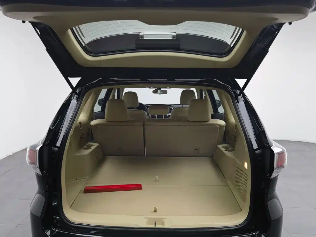 Toyota Highlander — миниатюра 16