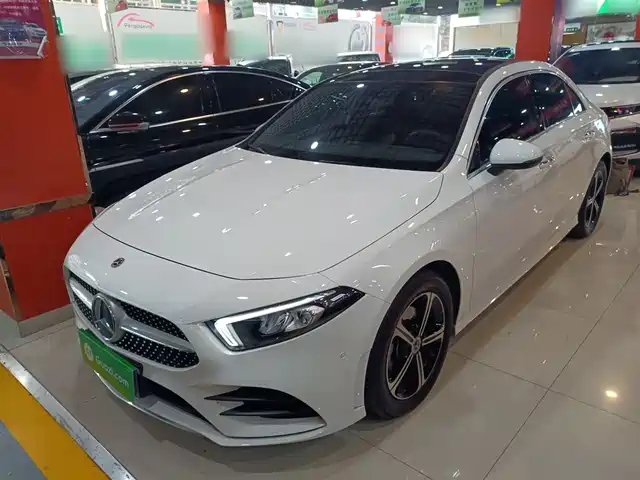 MERCEDES-BENZ A CLASS