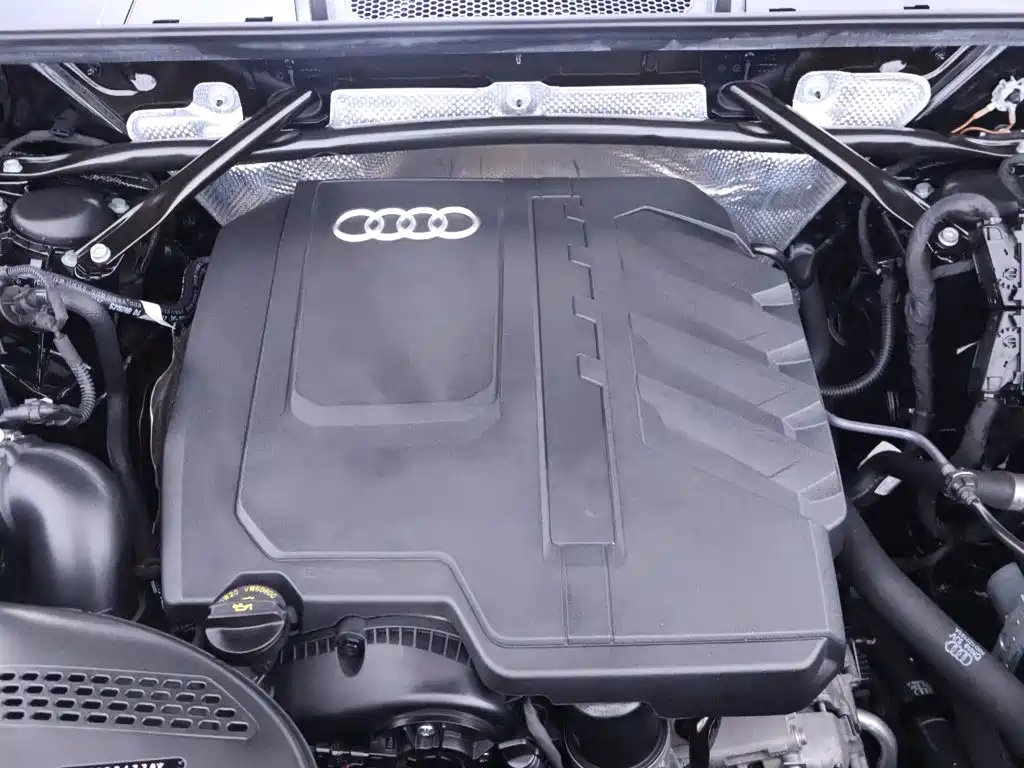 Audi Q5L — миниатюра 24