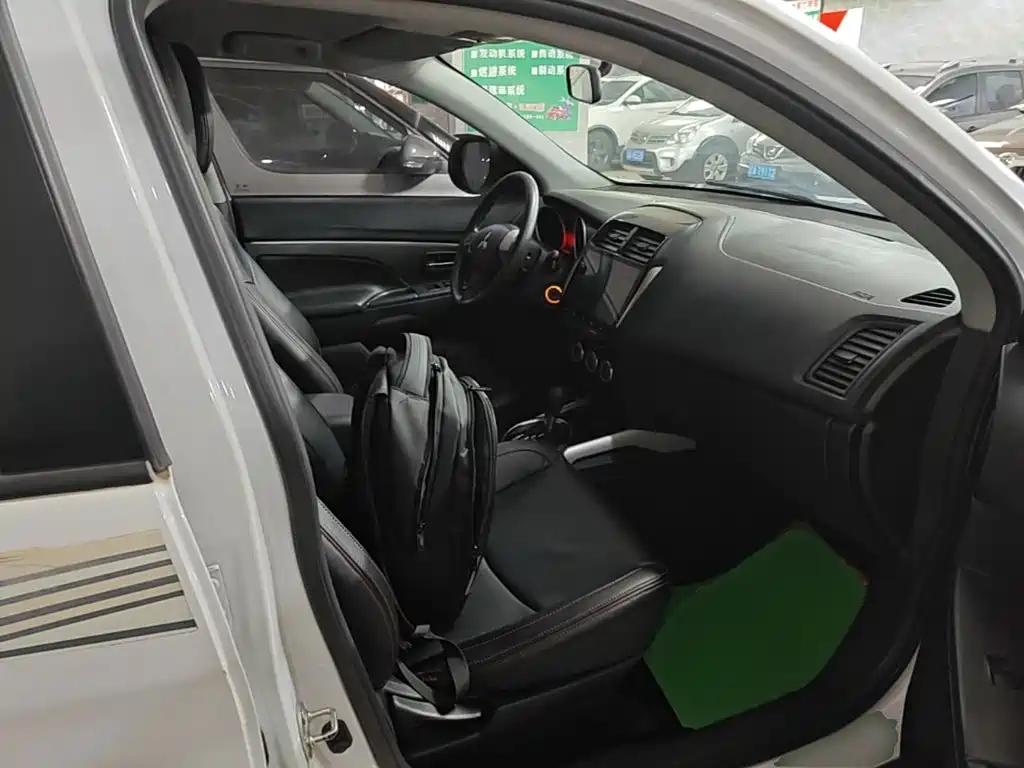 Mitsubishi ASX — миниатюра 25