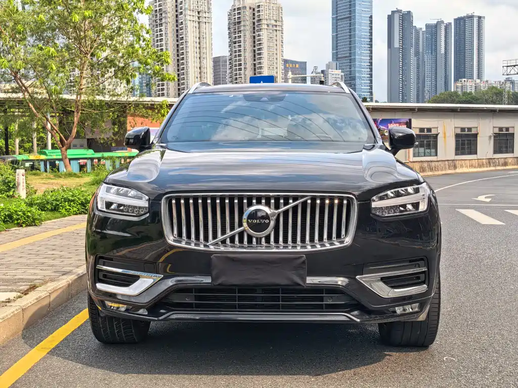 Volvo XC90 2021 B5 Luxury 7 мест