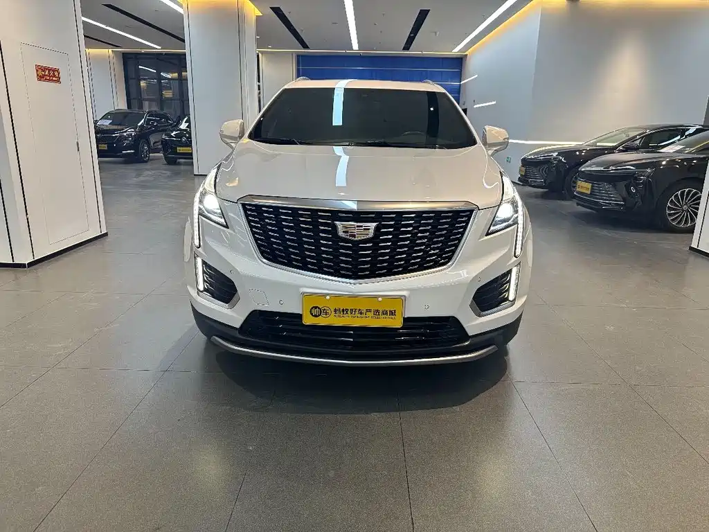 CADILLAC XT5