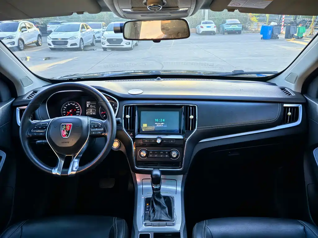 Roewe RX5 — миниатюра 9